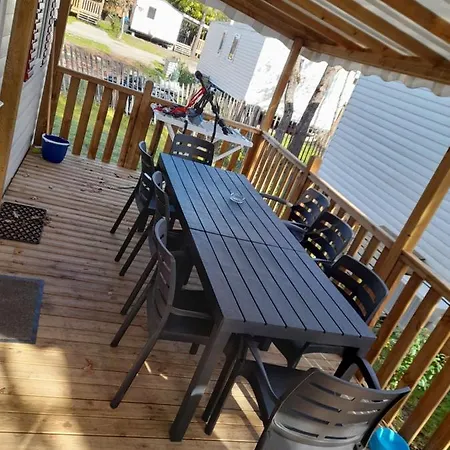 Mobil-home Au Milieu Des Pins Proche De L'ocean Cote Landaise Feriepark